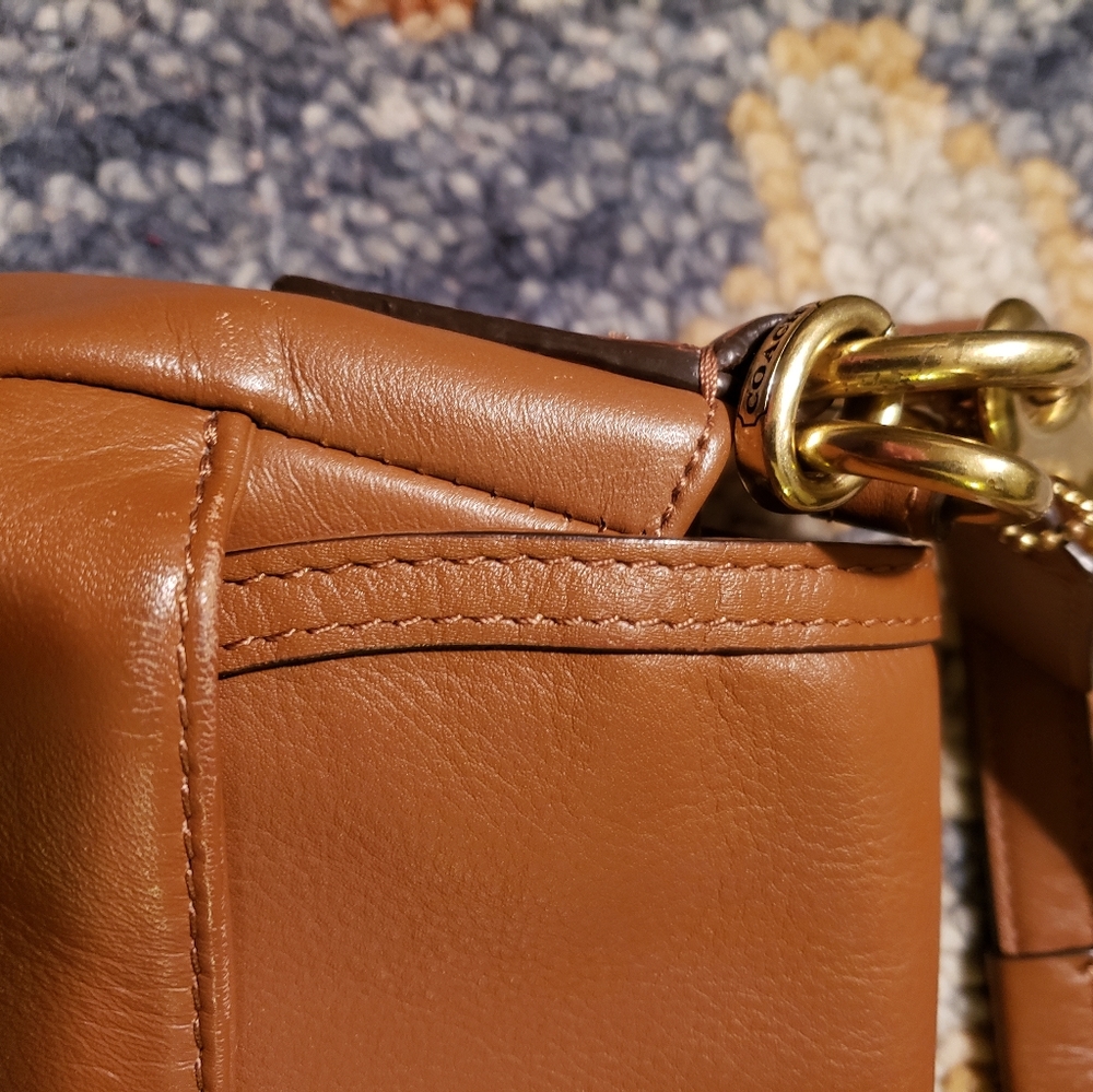 Coach Leather Bag Euc Authentic - image 6